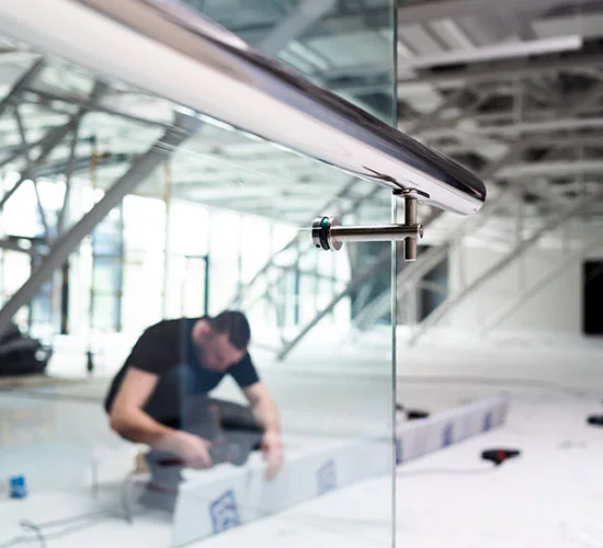 Lynn Haven, FL highly skilled glass repair technicians